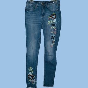 Embroidered Skinnies w/ Spandex
